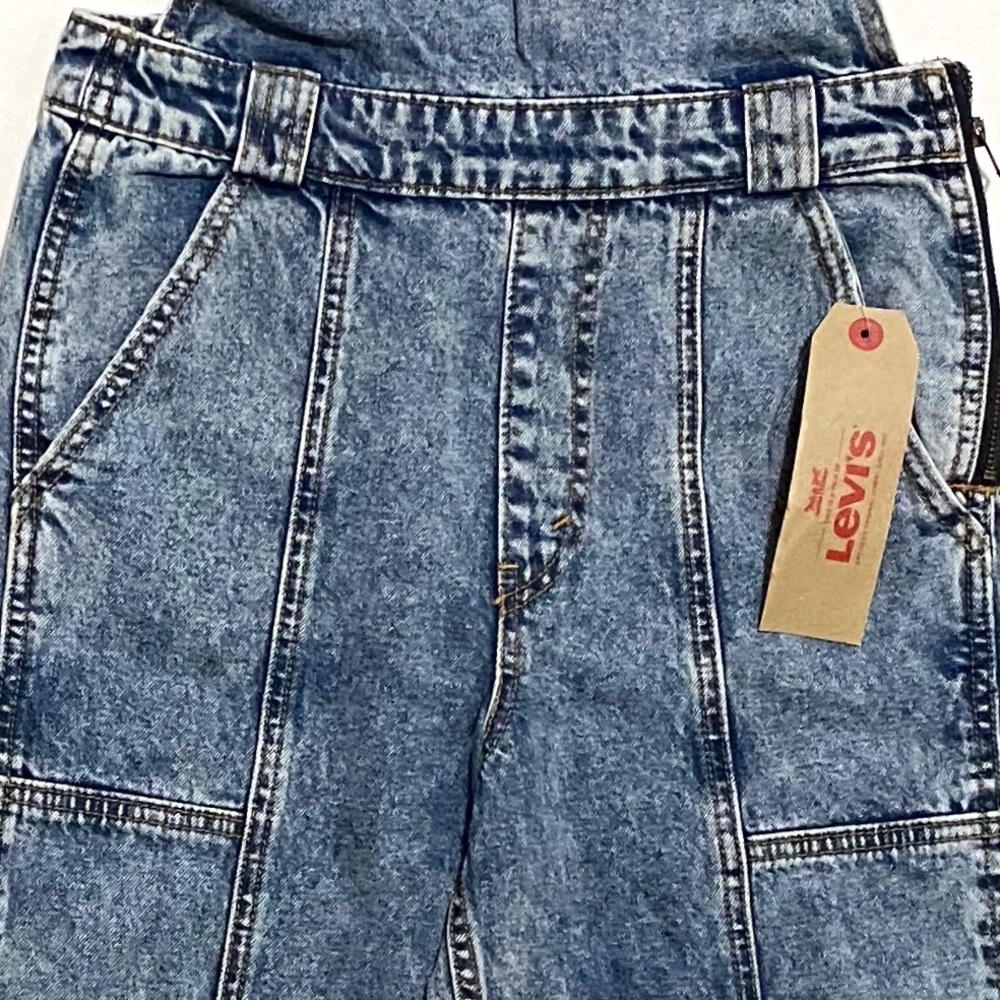 Levi’s Vintage Mom Utility Overalls Stone Wash NWT - Picture 11 of 13